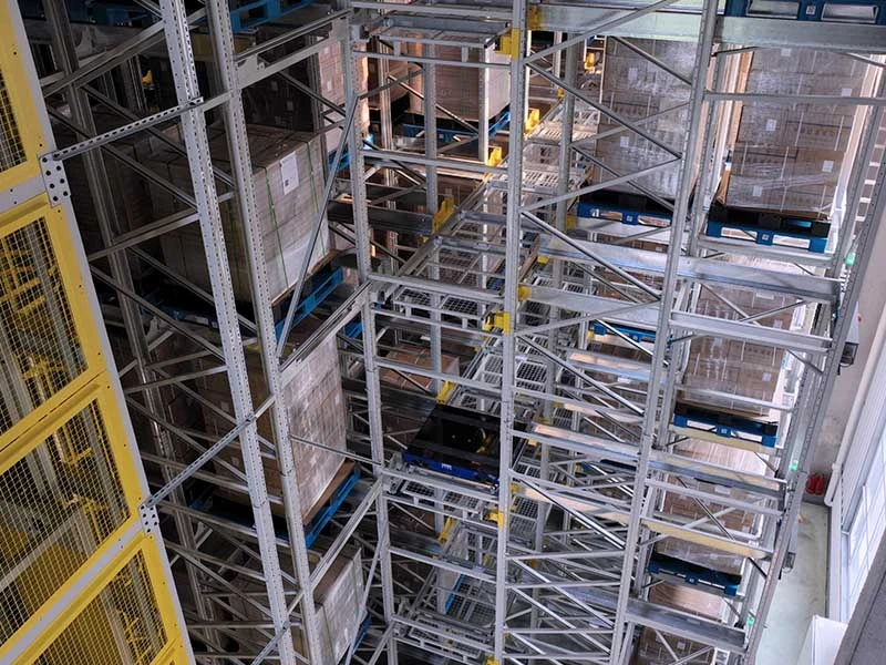 Cold Chain Warehousing Revolution! Four-Way Shuttle’s -25℃ Extreme Challenge