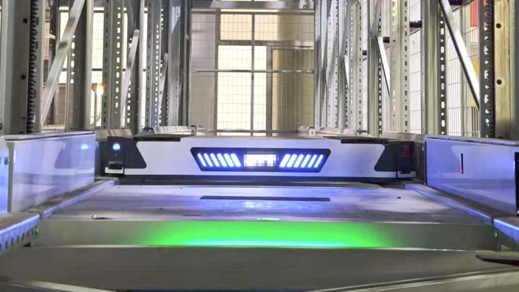 Four-way shuttle system designed for high-density automated storage and retrieval