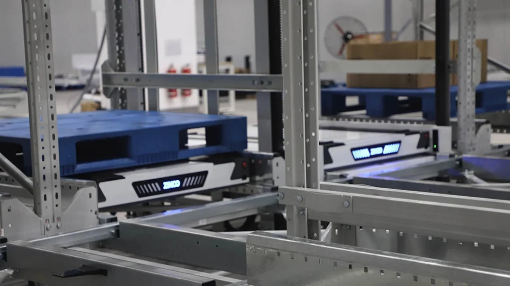 Six-way shuttle robot enabling flexible and ultra-dense warehouse automation