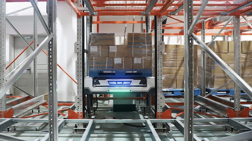 Six-way shuttle robot enabling flexible and ultra-dense warehouse automation