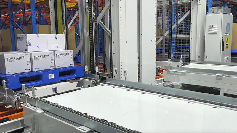 Four-way shuttle moving pallets inside high-density racking system